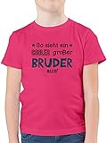 Das enger geschnittene Kurzarmshirt für Jungs und Teenager besteht zu 100% aus Baumwolle (Grau meliert: 97% Baumwolle / 3% Polyester, Andere Farben in meliert: 50% Baumwolle / 50% Polyester)