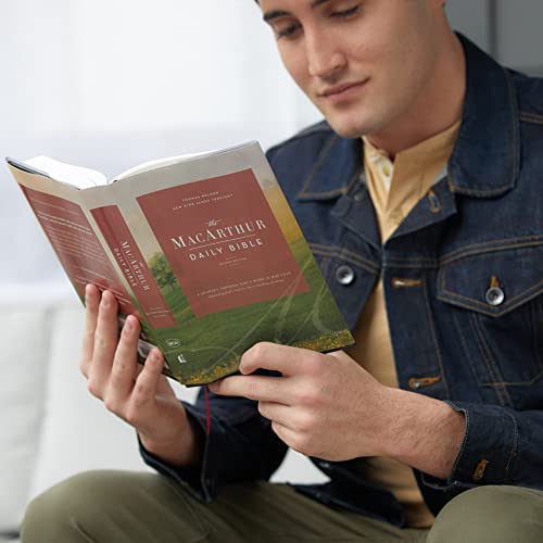 The NKJV, MacArthur Daily Bible, 2nd Edition, Hardcover, Comfort Print: A Journey Through God's Word in One Year - Image 14