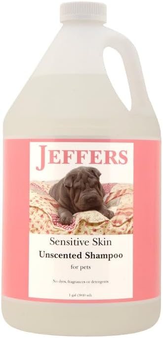 Shampoo sem fragrância para cães e gatos Jeffers Sensitive Skin com vitamina E e manteiga de karité, 3,79 L