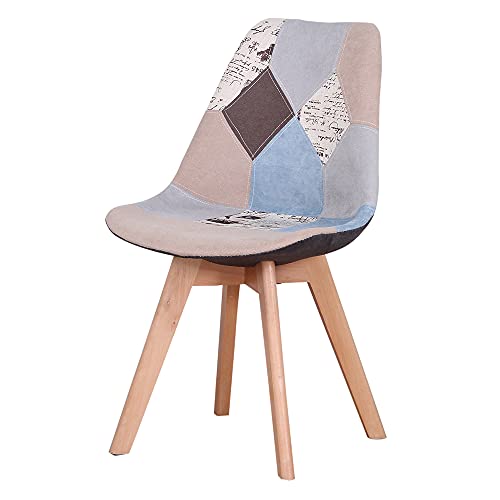 Chaises patchwork scandinaves pour une cuisine chaleureuse