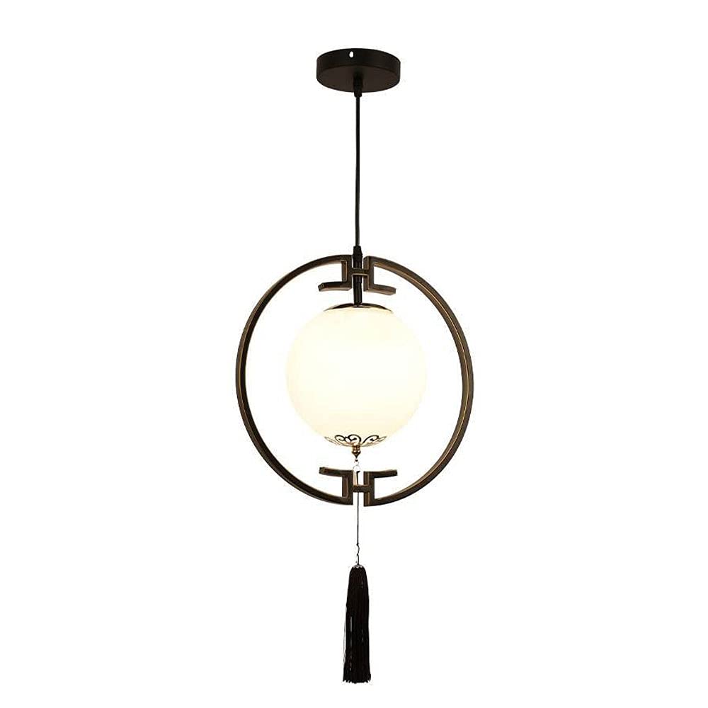 Lustre à une tête globe en verre anneau fer noir et pompon chinoise