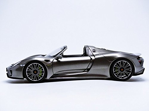 1/18 ポルシェ918スパイダー Amazon.co.jp: 1/18 ポルシェ 〓 918 スパイダー/グレイ