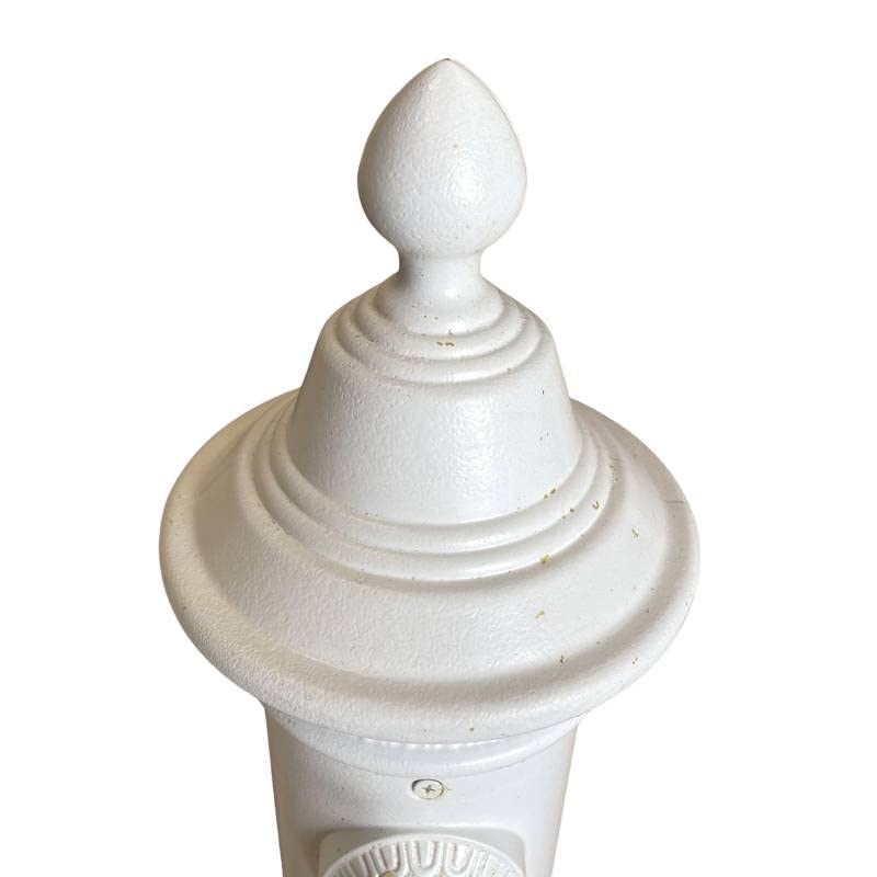 Fontaine de Jardin à Poser Source en Fonte d'Aluminium Patinée Blanc avec Robinet Fonctionnel en Laiton 26x35x72cm