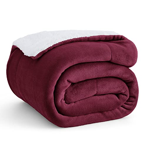 Top 10 Best Sherpa Throw Blankets in 2023 Reviews
