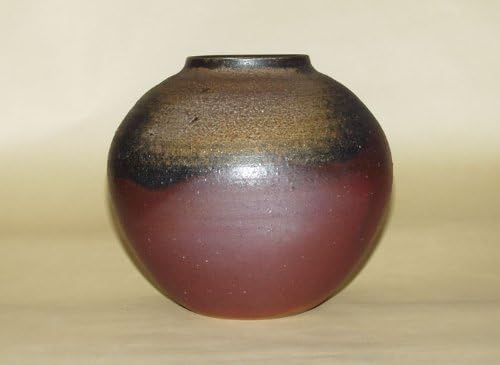 Amazon Co Jp 備前焼 柴岡守作 壷 小 守 08 花瓶 花入 一輪挿し 花器 フラワーベース ホーム キッチン Amazon Co Jp 備前焼 柴岡守作 壷 小 守 08 花瓶 花入 一輪挿し 花器 フラワーベース ホーム キッチン