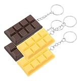 Fabrication réaliste : les modèles en chocolat sont conçus avec des détails minutieux pour ressembler fidèlement à des porte-clés en forme de fruits, offrant un aspect réaliste et attrayant