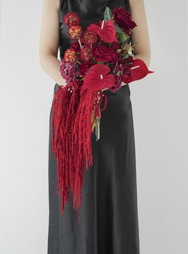 Ramo de boda boho asimétrico con rosas rojas y amaranto miniatura 6