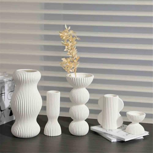 Vase en céramique à rayures pour composition florale chic dans votre salon - 4