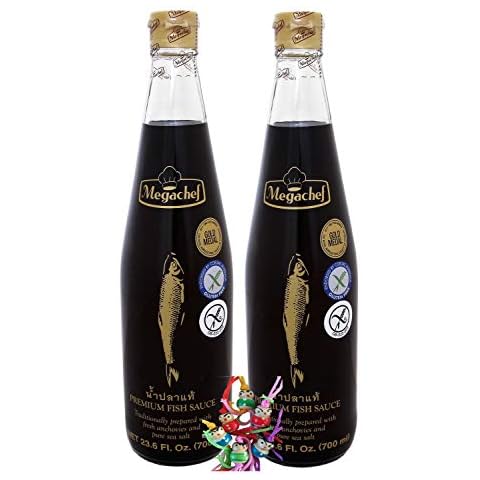 yoaxia ® - 2er Pack - [ 2x 700ml ] Megachef PREMIUM Fischsauce [ glutenfrei ] und ohne Glutamat / Fish Sauce + ein kleines Glückspüppchen - Holzpüppchen Cover