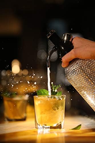 iSi 1060 Sodamaker Classic, 1.0 L, sparkling water bubbler with PEN bottle with stainless steel net, carbonic acid for water, soda maker, bar accessories in vintage look 106001 stainless