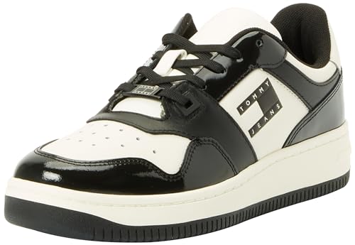 Schuhe von Calvin Klein & Tommy Hilfiger
