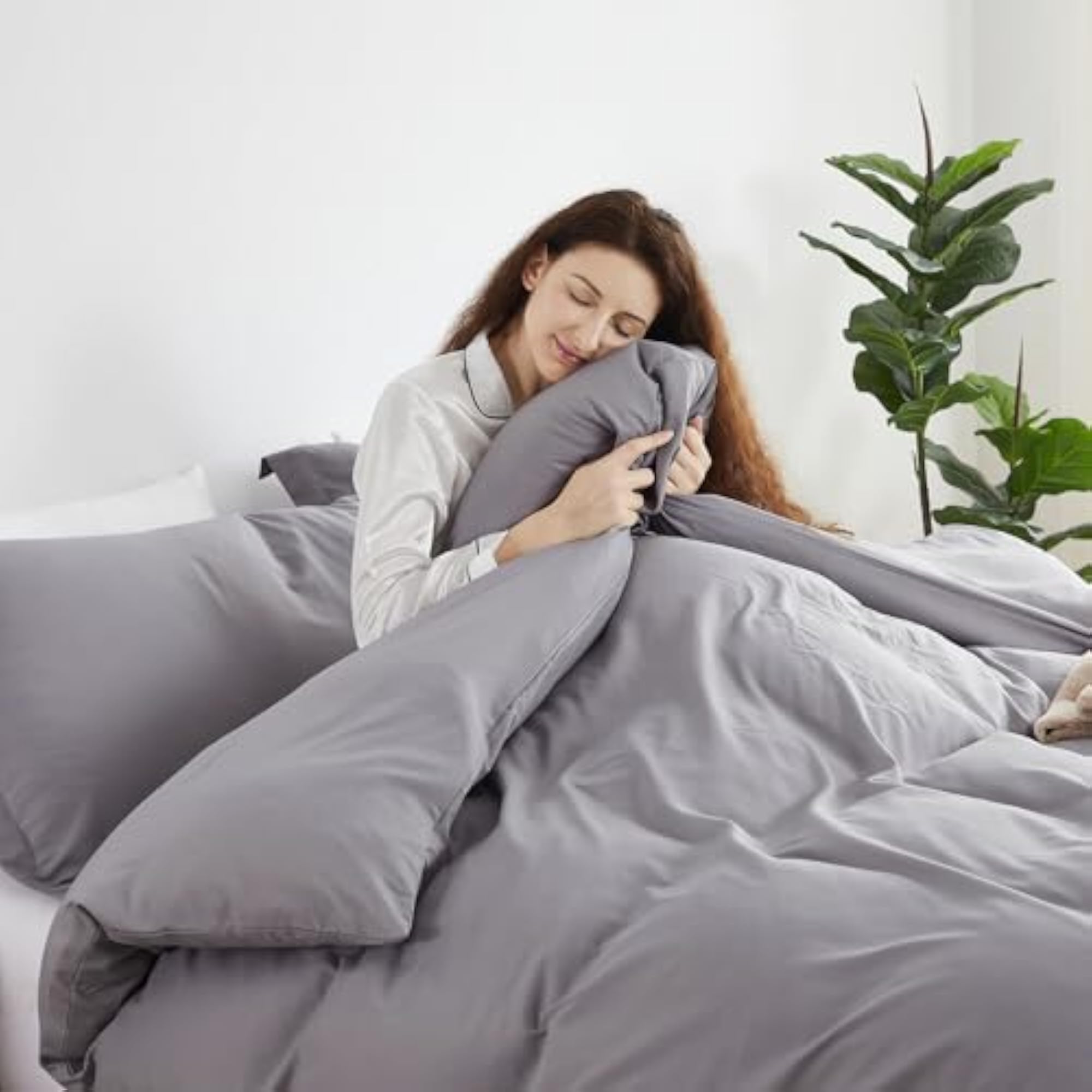 Microfiber Duvet Cover Set with Pillow Covers