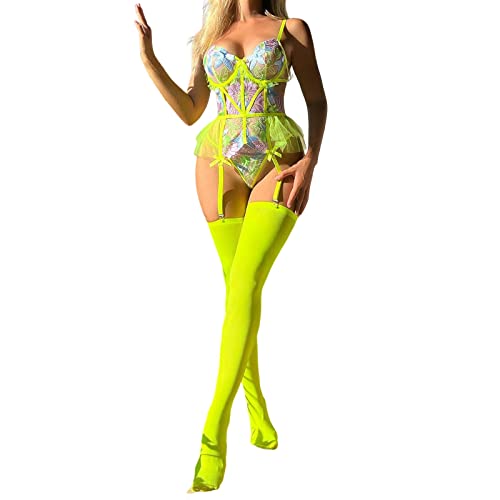 Robe bretelles et chaussettes lingerie fine sculptante ajourée style chic
