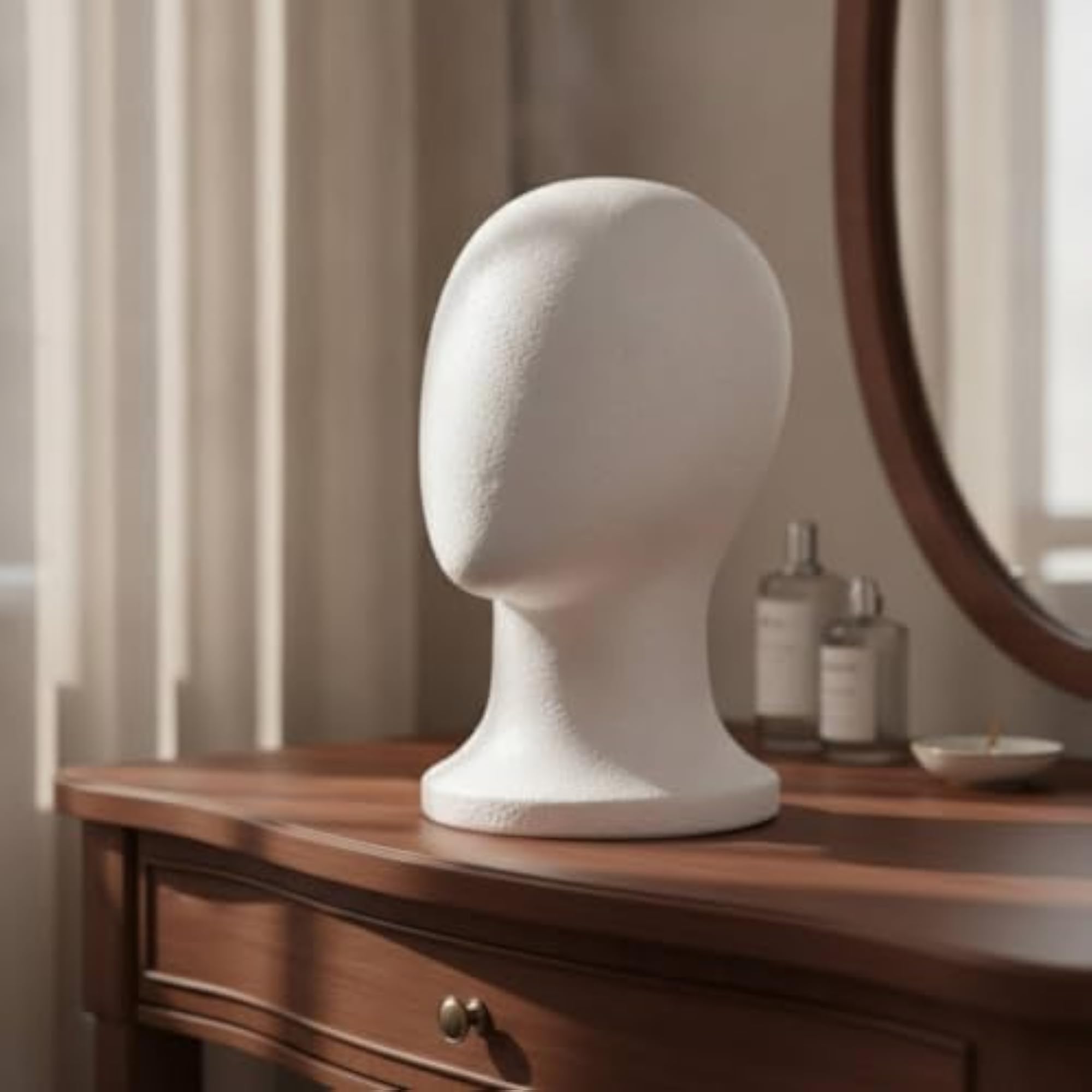 Lightweight Faceless Head Display Stand for Stylists