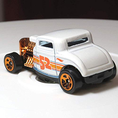 Hot Wheels 2020 Pearl and Chrome '32 Ford miniatura 2