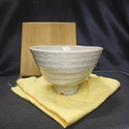 Tea utensils, Hagi-yaki Rice Bowl, Iron Ash Glaze, Well Rice Bowl, Hagi Kiln, Gyokuyama, Nosaka Egetsudo, Yasuki Nosaka, Paulownia Box *Wooden box not included for international shipment