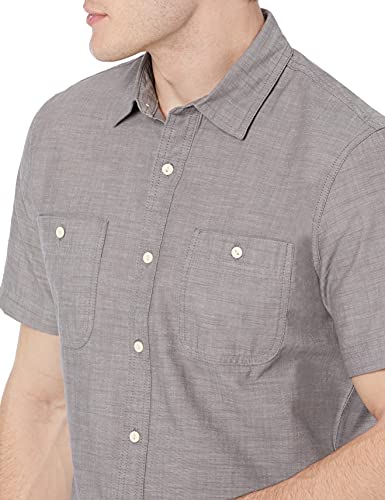 Image of Amazon Essentials Men's Regular-Fit Short-Sleeve Button-Down Chambray Shirt