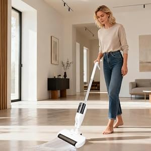 BRIEFNESS Elektro-Wischmopp & Scheuersauger 4-in-1 mit integriertem Sauger & rotierender Bürste für Hartböden, Laminat, Marmor und Fliesen