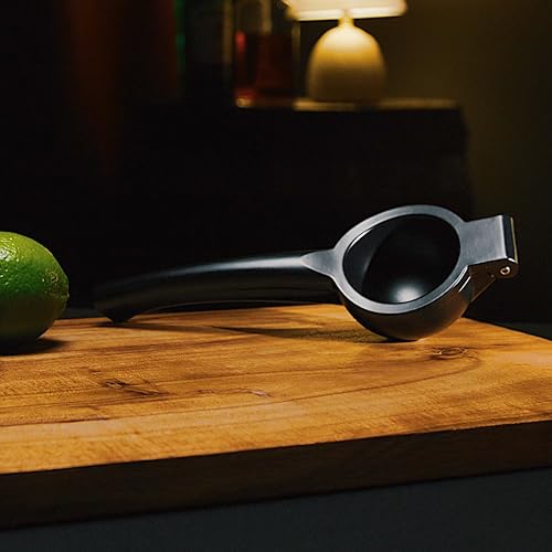 Viski Black Citrus Press, Citrus Juicer, Lemon Squeezer for Cocktails, Bar Accessories, Matte Black Lime Juicer, Metal, Set of 1 - Thumbnail 5