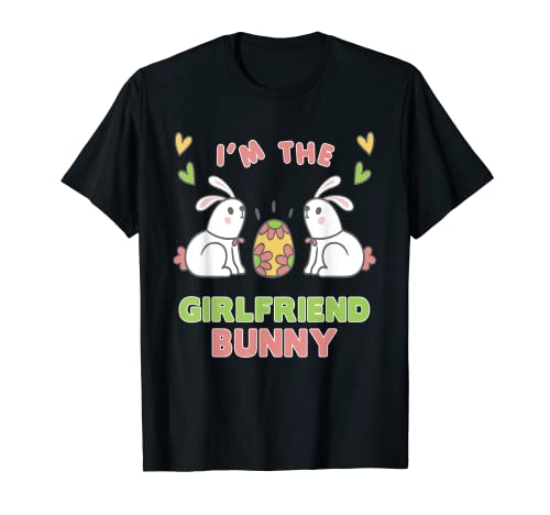 Traje familiar de fiesta de Pascua con texto en inglés "I'm The Girlfriend Bunny Camiseta
