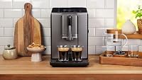 Bosch Kaffeevollautomat VeroCafe Serie 2 TIE20504, Aroma Max System, Easy Select Display, Kaffeespezialitäten auf Knopfdruck, Einfache Reinigung, Keramikmahlwerk, Diamond titanium metallic – Ansicht 6