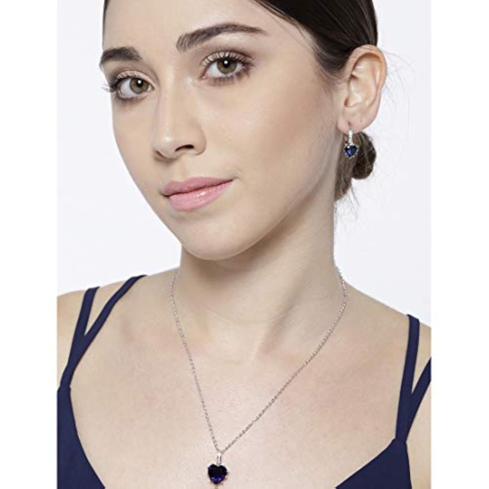 Valentine Gifts: Luxuria Heart Inspired Pendant Set