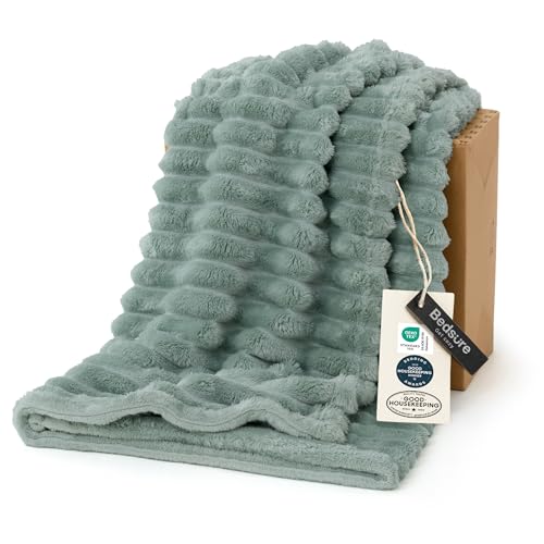 Bedsure GentleSoft Sage Green Throw Blanket for Couch -...