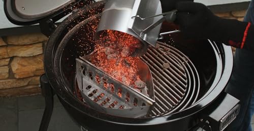 Weber Grill Briquettes (8kg Bag), for Long and consistent Heat, Ideal for Longer Grilling of Grill Food, 100% Natural Wood, EU Product, sustainably sourced, FSC Certified (17591)