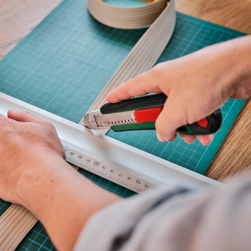 Image of BOSCH 18mm Snap Off Blades 10-Piece Superior Sk5 Steel For Precision Cuts, Extended Use With 7 Snap-Off Sections