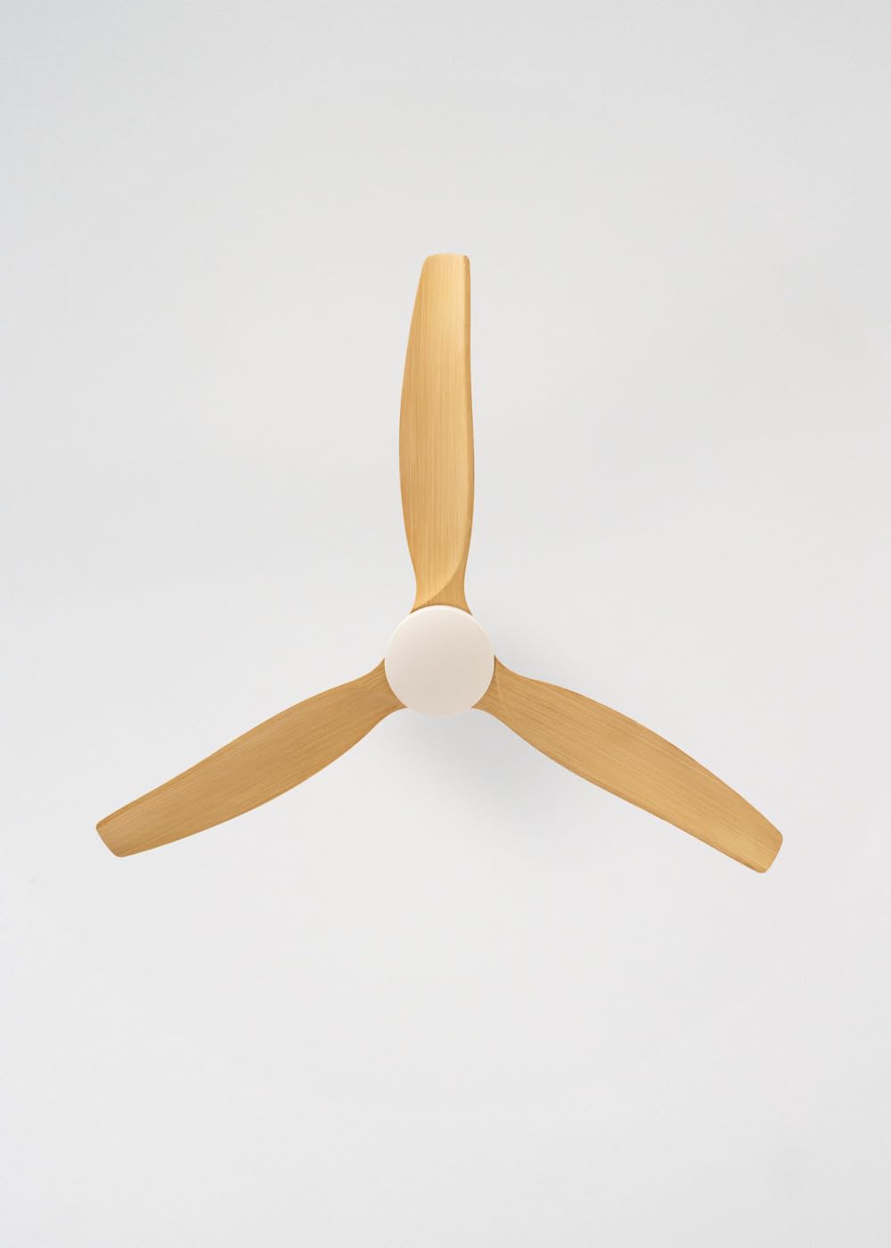 CREATE / WINDCALM M/Ventilador de techo ABS con luz azul cobalto efecto aspas madera clara con Wifi y mando / 40W, Temporizador, Ø132 cm, 3 temperaturas de luz, función verano-invierno