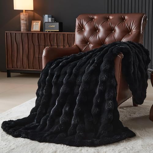 Wajade Luxury Fluffy Rabbit Fur Throw Blanket Super Soft Faux Fur Blanket Warm Fuzzy Large Blanket for Bed Couch Car Cozy,Black 153x203CM