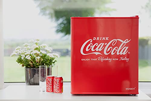 Husky HUS-EL196 Coca Cola Design Mini Fridge/Drinks Cooler, Red