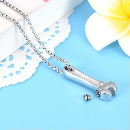 Colgante de urna para cenizas en forma de llave inglesa grabable 5