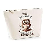 Comment prendre soin de cette trousse ? Nous recommandons un lavage à la main pour conserver l'impression de qualité de cette trousse (même si elle peut passer à la machine). Mais soyons honnêtes, cela donne juste une excuse supplémentaire pour utiliser cette trousse encore et encore lors de vos voyages ou tout type de déplacement du quotidien !