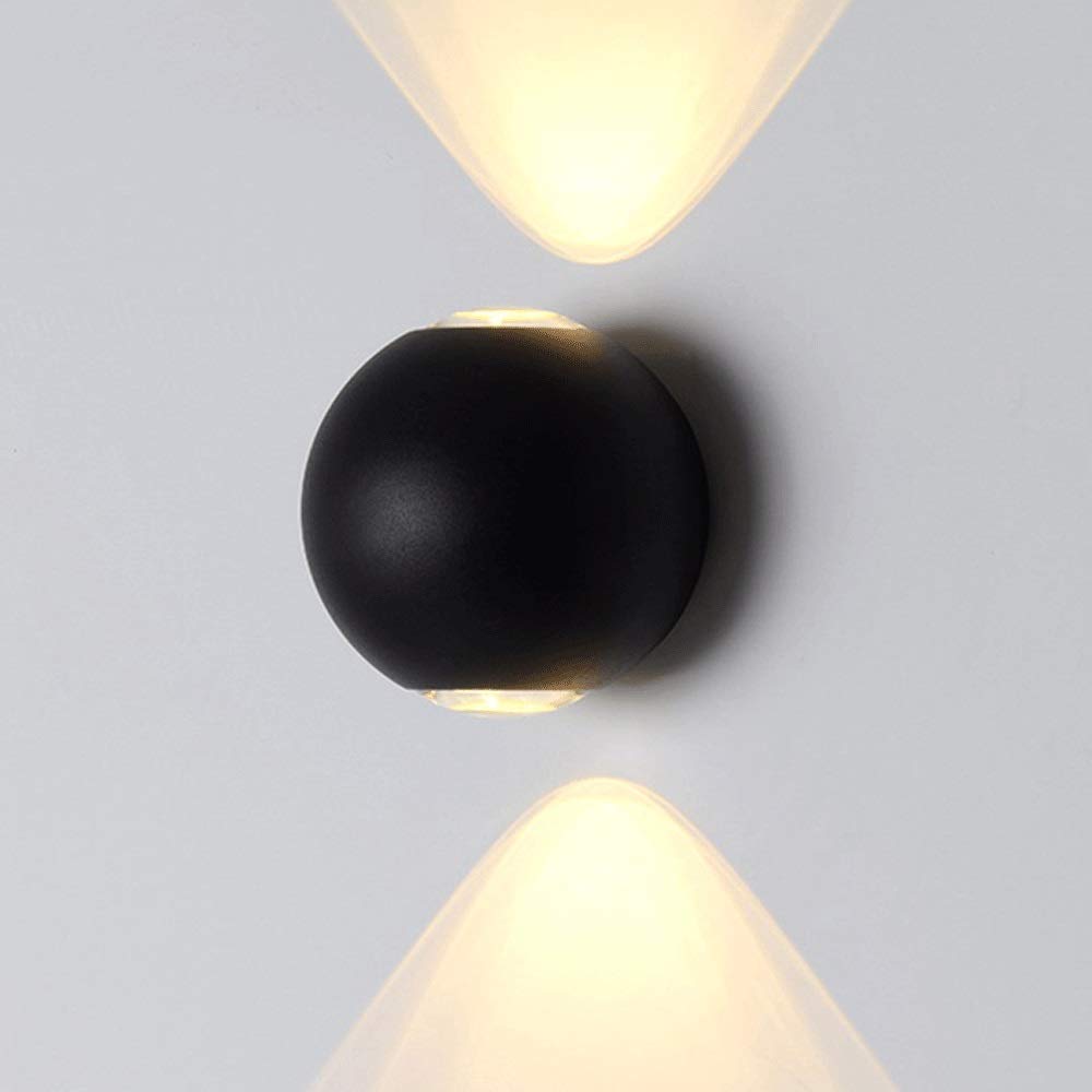 Applique murale LED anti-éblouissement pour illuminer un salon sombre facilement