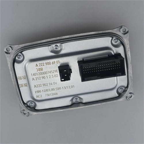 Remplacement du module de phare Mercedes pour corriger les pannes de clignotement d'éclairage - 6