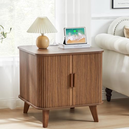 RUSTYER Farmhouse Square End Table with Charging Station, 24