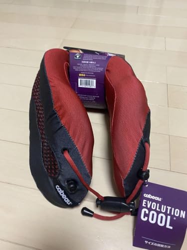 Cabeau Evolution Cool ネックピロー　レッド Cabeau Evolution Cool ネックピロー レッド Cabeau Evolution