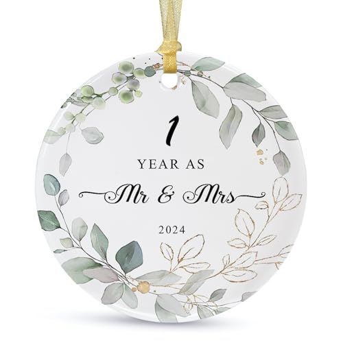 SIBERTEL 1 Year as Mr & Mrs 2022 Christmas Hanging,Anniversary Ornament,1st for Couple,Anniversary Ceramic Ornament for Decorating Christmas Home Weddings,Anniversary Collectible Keepsake(2.9'')