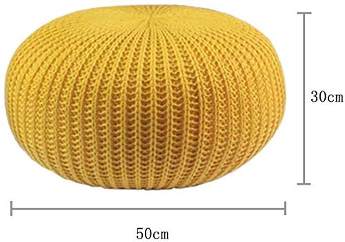 Pouf tricoté à la main : la solution assise gain de place rouge - 2