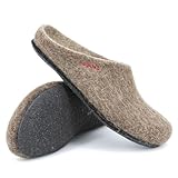 ✅PFLEGE: Einfache Reinigung problemlos möglich. Regelmäßiges Ausklopfen reicht völlig aus, um den Hausschuh von Staub und Schmutz zu befreien. Flecken können mit einem feuchten Baumwolltuch entfernt werden. Der Pantoffel sollte nie ganz durchnässt werden.