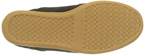 SHOE THE BEAR