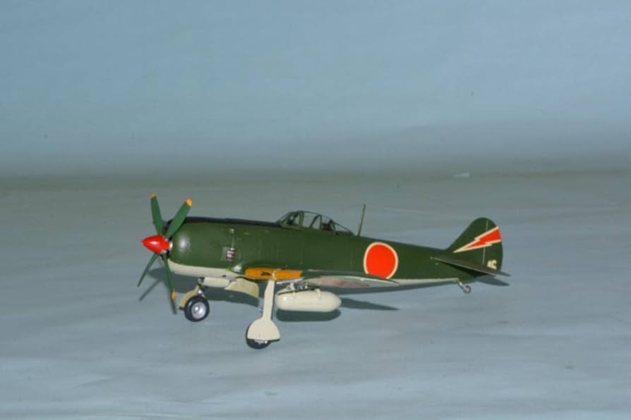 絶版　マルシン 1/48 日本陸軍　四式戦闘機 疾風　日本本土防空戦闘隊 Amazon | 完成品 日本陸軍四式戦闘機 疾風【はやて】 48分1
