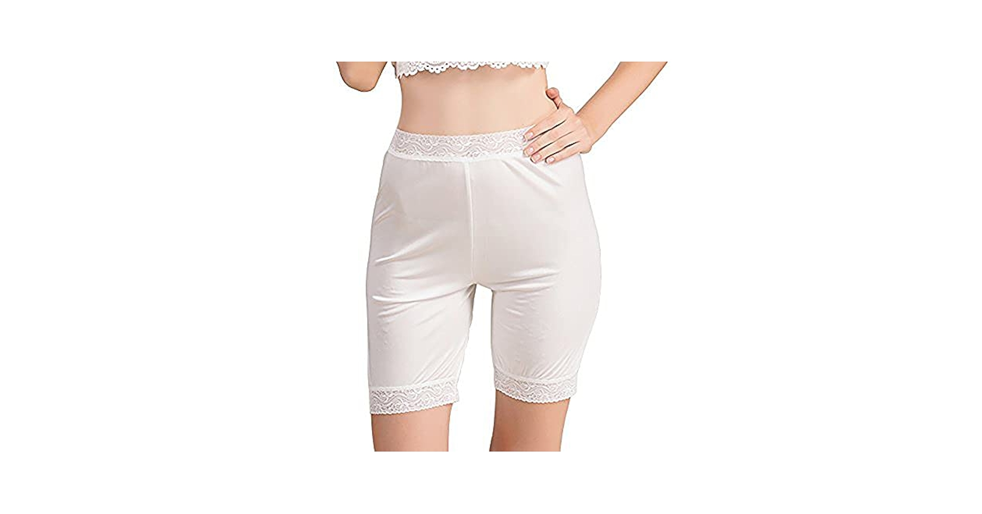 【新品・未使用】MEDI LACE EMBROIDERY SHORT PANTS MEDI LACE EMBROIDERY SHORT PANTS