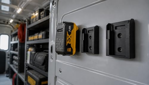 Support de batterie DeWalt noir pour ne plus perdre vos outils