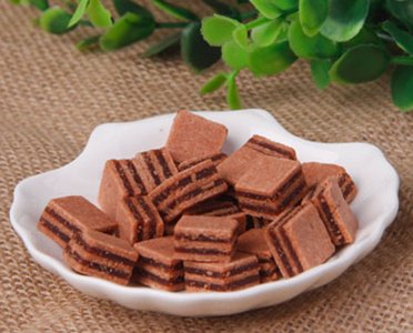 Specialty Snacks Hawthorn Berries Cubes 7.7oz