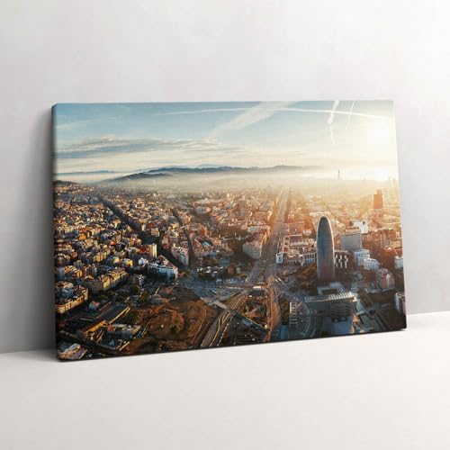 Peinture sur toile Barcelone 60x40cm Wallfluent pour habiller un mur vide facilement
