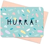 VIELSEITIG: Der Anlass der Feierlichkeit wird selbst eingetragen, so dass die Karten mit dem neutralen Motiv auch für eine andere Feier wie z.B. Baby Shower, Einschulung, Übernachtungsparty usw. genutzt werden können.