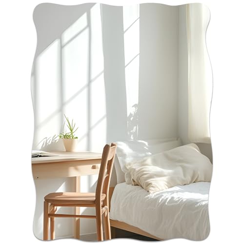 Decorazione da parete versatile: perfetta per decorare camere da letto, corridoi o spogliatoi. La superficie riflettente aiuta a rendere qualsiasi spazio più grande e luminoso, mentre il design ondulato aggiunge un accento estetico unico alla tua casa