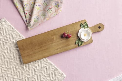 Tabla de Servir Floral de Madera de Pino con Flor de Cerámica de Mud Pie miniatura 2